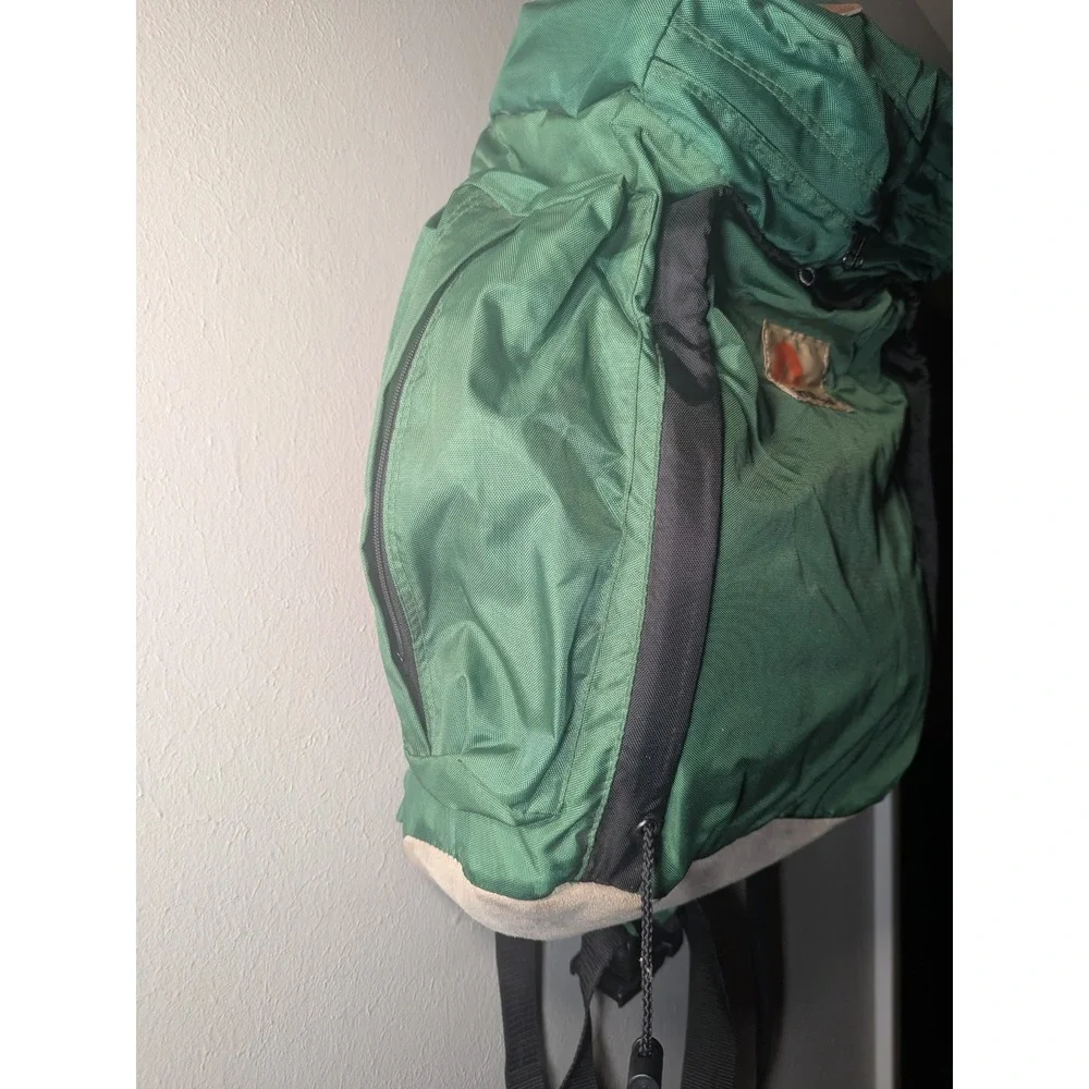 Vintage Himalayan Backpack External Frame Green Hiking Camping Gorpcore Pack